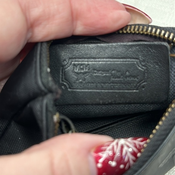 MCM Coin / Card pouch with key ring - Picture 6 of 8